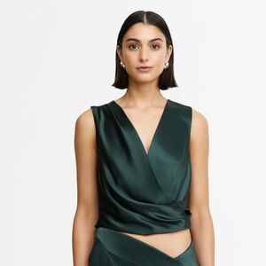 NWT ACLER asney top 8